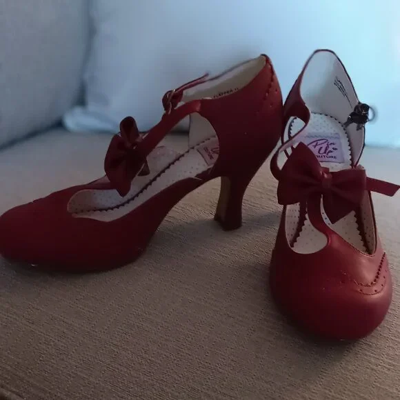 Pin Up Couture Red Flapper Heels, 7, New - Picture 2 of 5